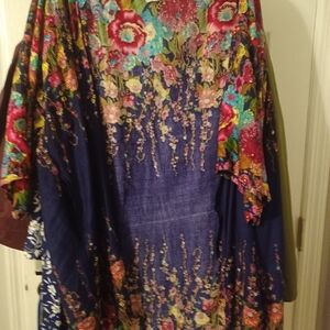 Floral Kimono with Vibrant Colors With Pockets